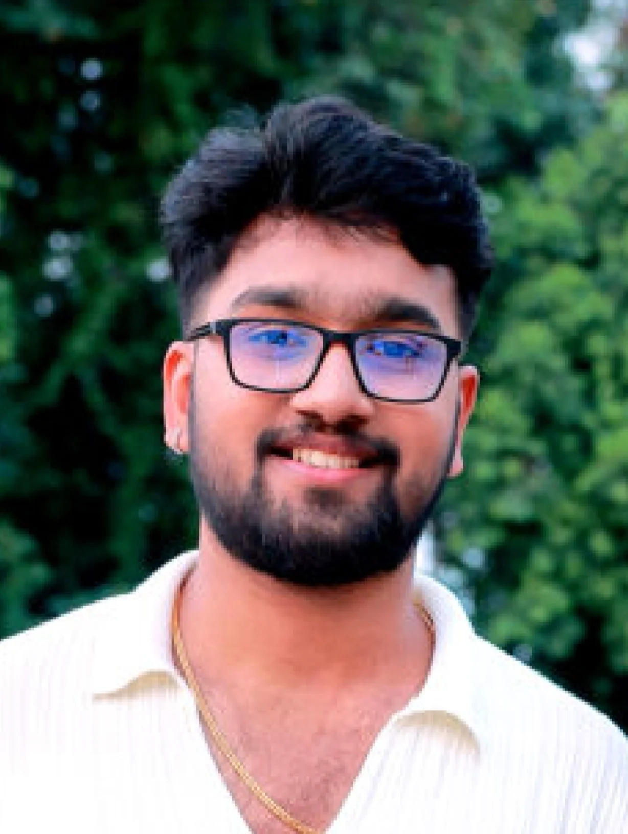 a person giving testimonials, freelance digital marketing strategist in Kerala